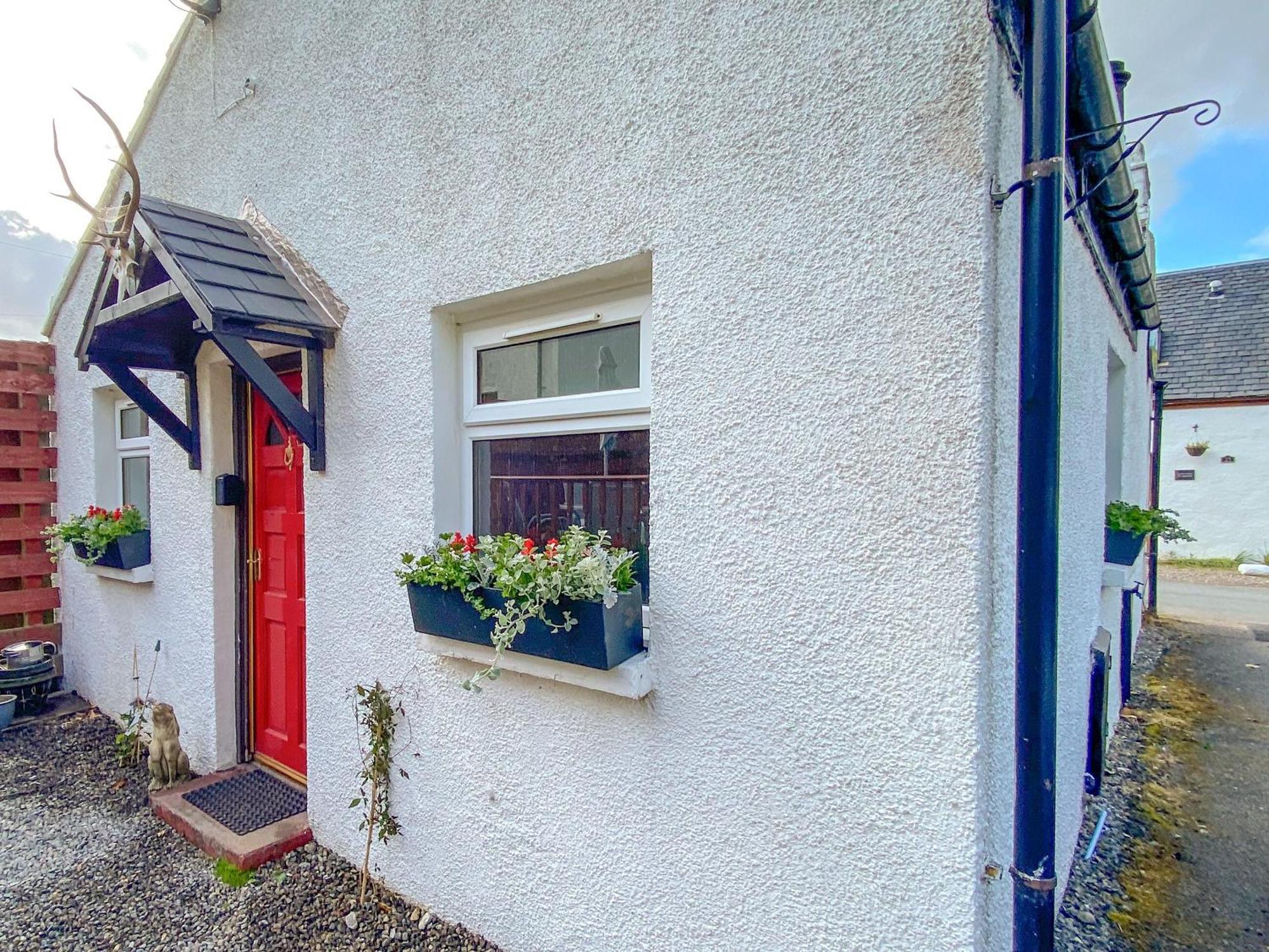 Riverside Cottage Drumnadrochit Exterior photo